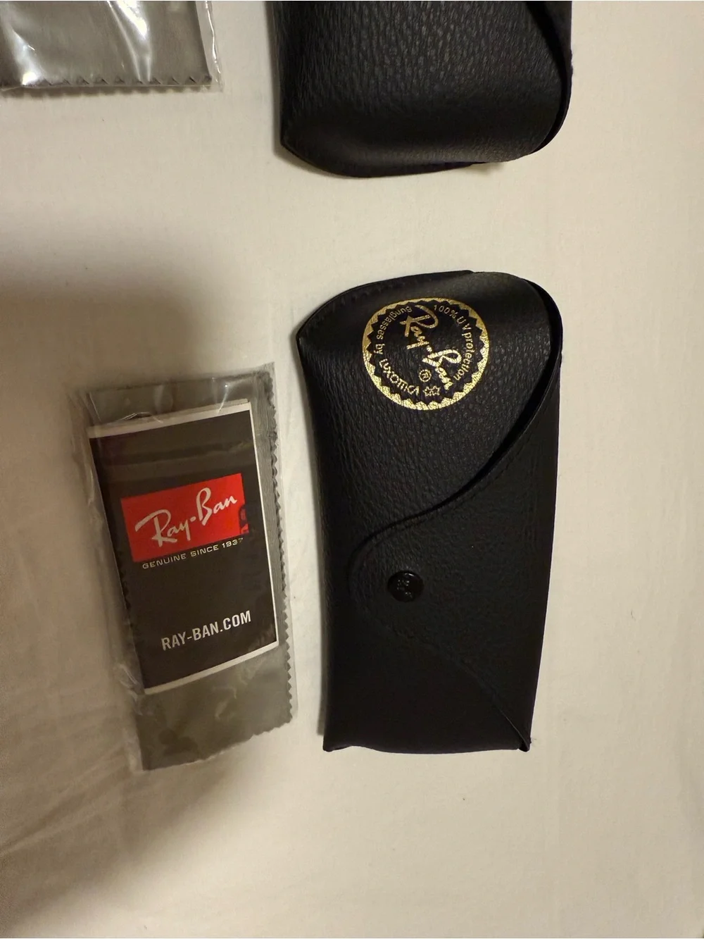 Ray-Ban Sunglasses Cases with Cloths